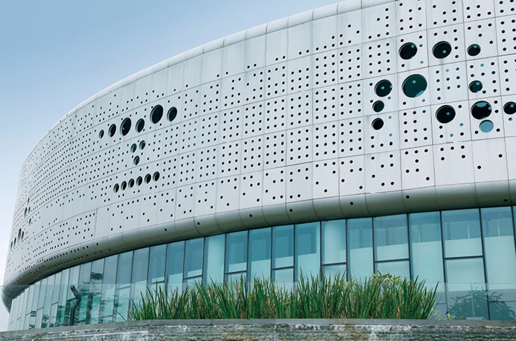 鋁單板廠家為您解說鋁單板幕墻種類的多樣性